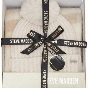 Steve Madden Cream Knit Scarf and Hat Set